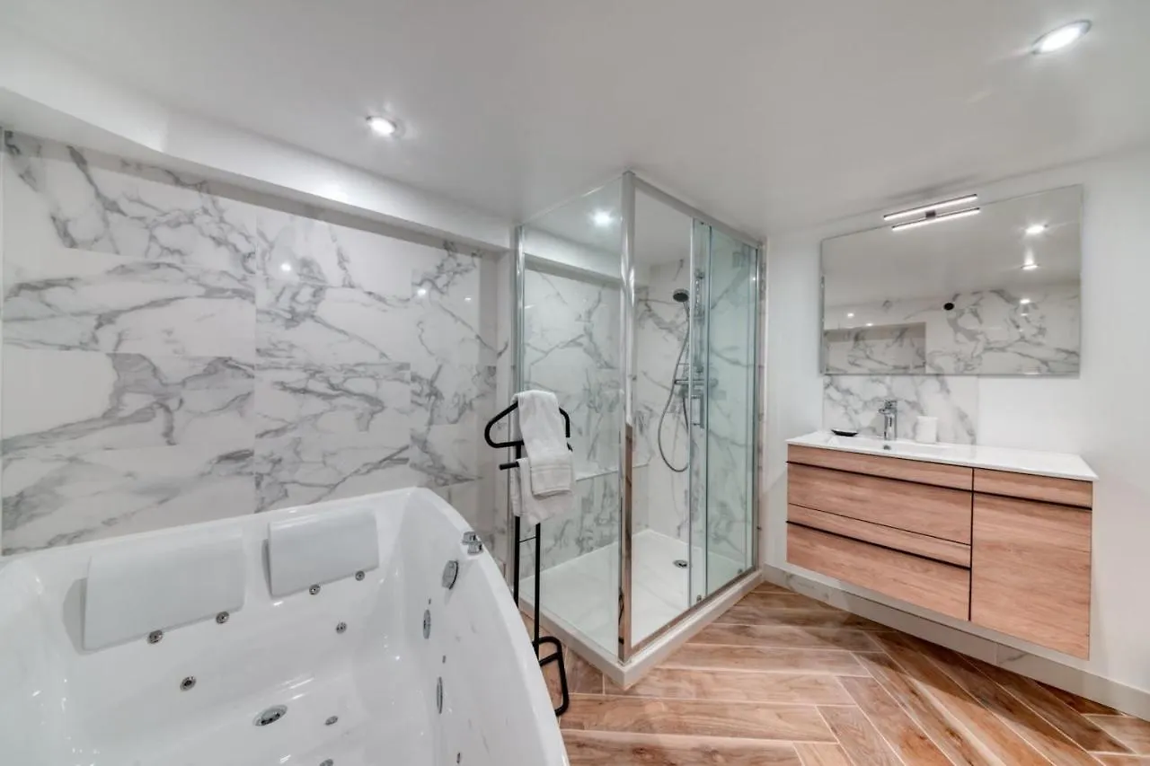 Le Pouteau Authentic Charm 2-Bedroom Apartment In Croix Rousse Lyon